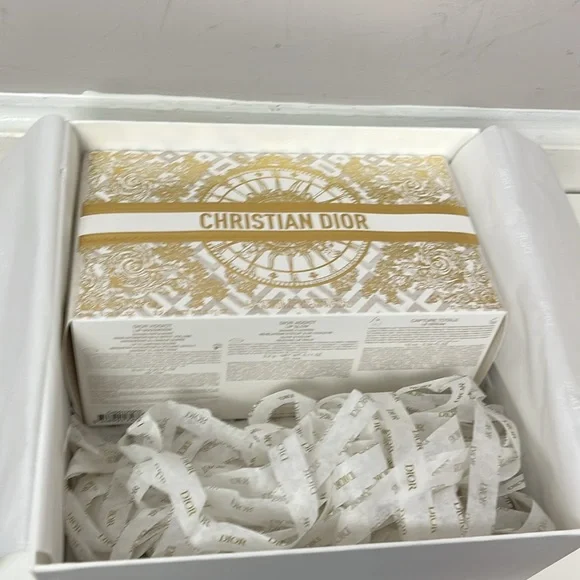 Christian Dior holiday set le Rituel Eclat Natural